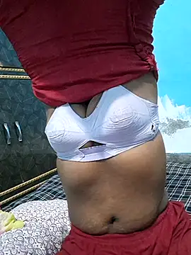 Snapshot of Rashmi_Pathak chatting on 6, 10, 2025 Rashmi Pathak online show from 6, 10, 2025