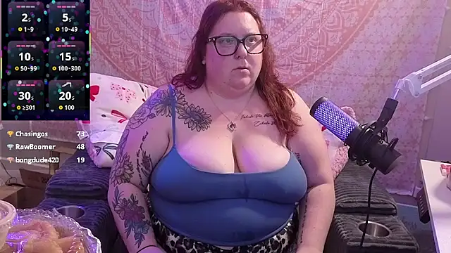 Snapshot of brookenicole3003 chatting on 17, 5, 2026 brookenicole3003 online show from 17, 5, 2026
