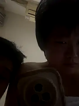 Snapshot of Fengbaby-555 chatting on 2, 12, 2025 Fengbaby-555 online show from 2, 12, 2025