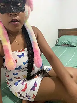 Snapshot of vinushi chatting on 2, 10, 2025 vinushi online show from 2, 10, 2025