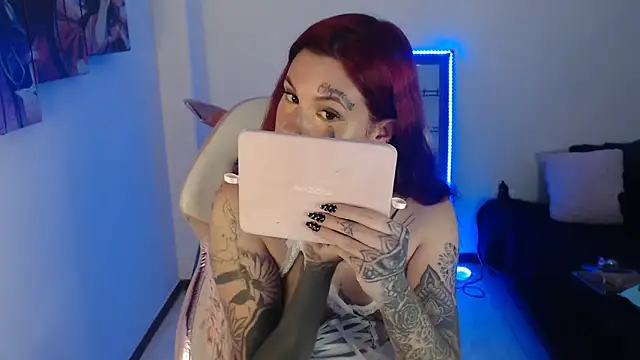 Maddy Vicius19 online show from 18, 11, 2025