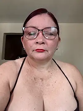 Snapshot of marfil_milf chatting on 20, 4, 2026 marfil milf online show from 20, 4, 2026