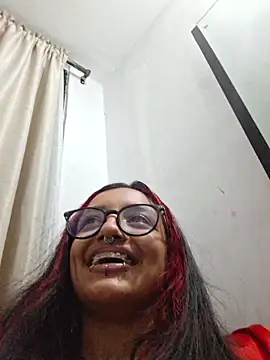 Snapshot of carolinerue chatting on 27, 3, 2026 carolinerue online show from 27, 3, 2026