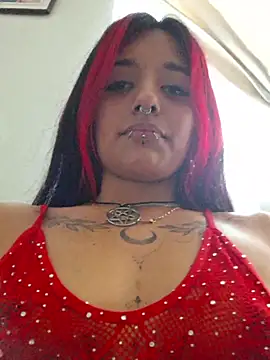 Snapshot of carolinerue chatting on 22, 5, 2026 carolinerue online show from 22, 5, 2026