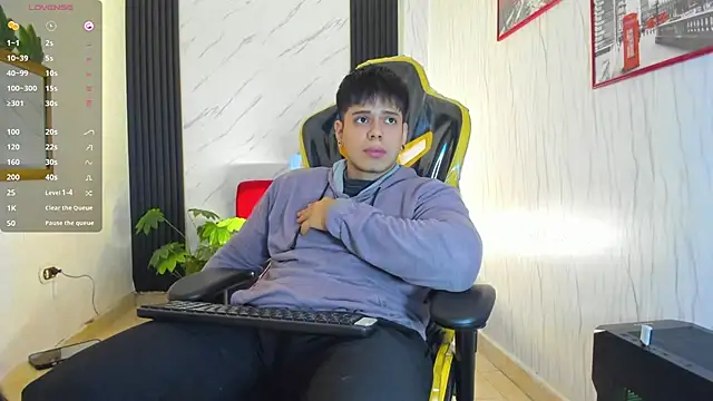 Snapshot of xKevyn chatting on 21, 11, 2025 xKevyn online show from 21, 11, 2025