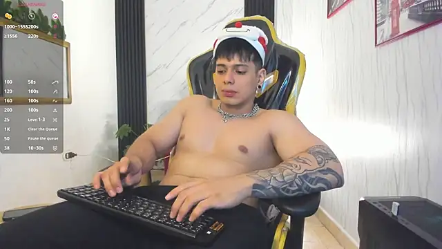 Snapshot of xKevyn chatting on 5, 12, 2025 xKevyn online show from 5, 12, 2025