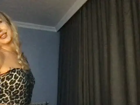 Pyrelissa online show from 2, 12, 2025