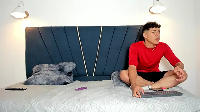 maicol cum23 online show from 12, 11, 2025