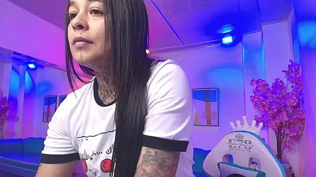 Black roseee online show from 12, 4, 2026