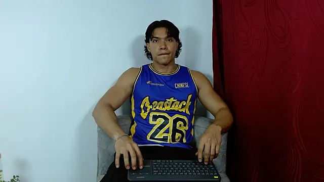 adriel escalante online show from 3, 10, 2025