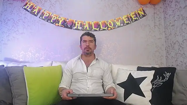 Snapshot of JuanKarloz_ chatting on 16, 10, 2025 JuanKarloz online show from 16, 10, 2025