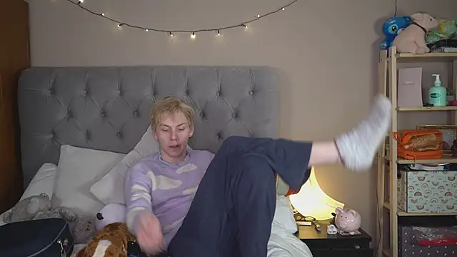 Snapshot of scottishtwink01 chatting on 19, 2, 2026 scottishtwink01 online show from 19, 2, 2026