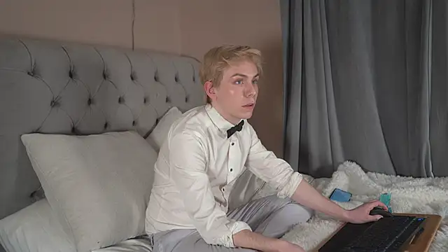 Snapshot of scottishtwink01 chatting on 22, 2, 2026 scottishtwink01 online show from 22, 2, 2026