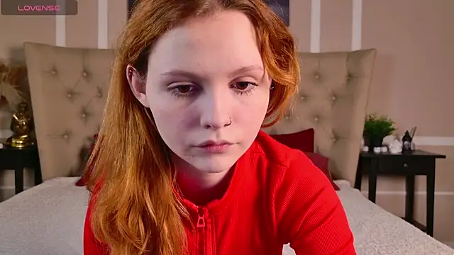 AlisHanson online show from 5, 12, 2025