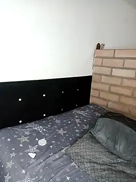 Snapshot of Isis_Bladee chatting on 10, 5, 2026 Isis Bladee online show from 10, 5, 2026