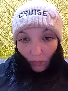 Snapshot of Breezy_88 chatting on 27, 10, 2025 Breezy 88 online show from 27, 10, 2025