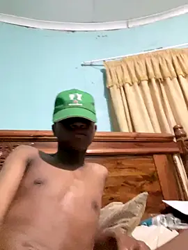 Snapshot of babyboyhluli chatting on 1, 11, 2025 babyboyhluli online show from 1, 11, 2025