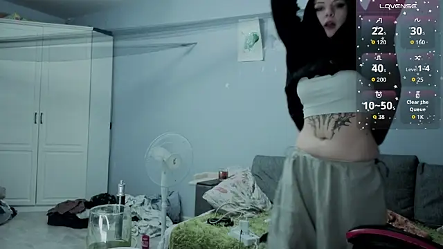 Alice Zev online show from 28, 9, 2025