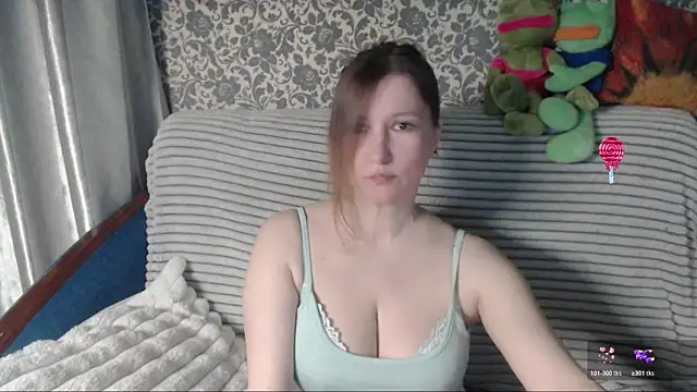 Snapshot of LesanaMagic chatting on 14, 5, 2026 LesanaMagic online show from 14, 5, 2026
