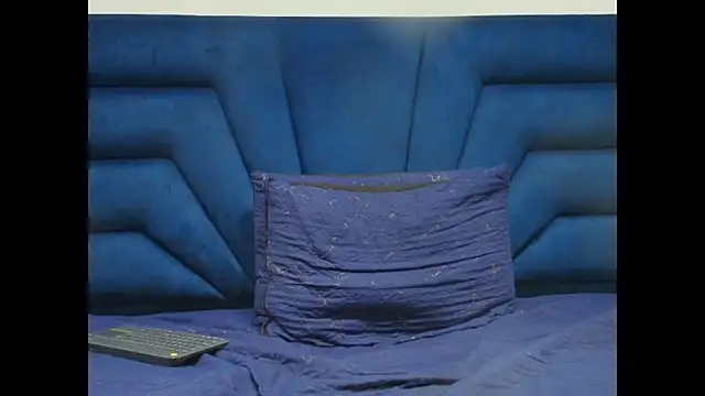 Snapshot of Angell_cooper chatting on 28, 5, 2026 Angell cooper online show from 28, 5, 2026