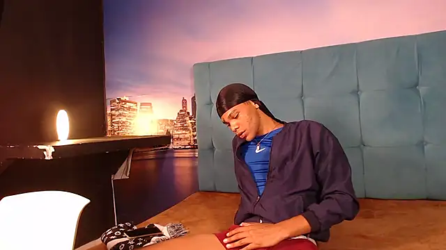 Snapshot of RiriCerchar chatting on 10, 9, 2025 RiriCerchar online show from 10, 9, 2025