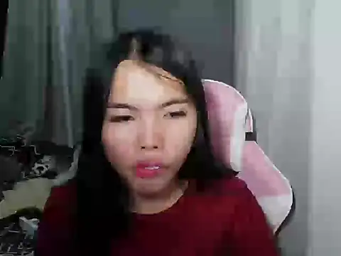 Snapshot of cutie_milker chatting on 1, 5, 2026 cutie milker online show from 1, 5, 2026