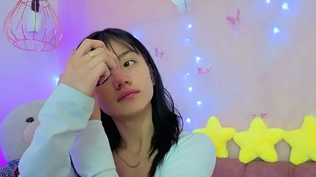 april bennett online show from 16, 1, 2026