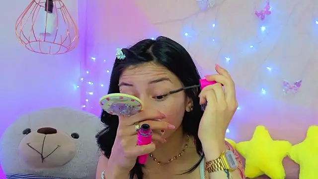 april bennett online show from 19, 2, 2026