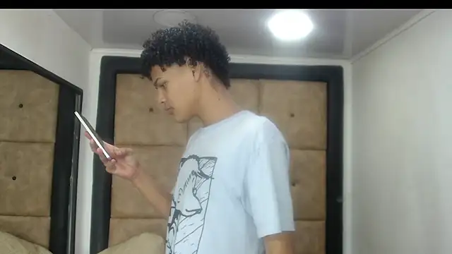 Snapshot of BrindyMichell chatting on 26, 9, 2025 BrindyMichell online show from 26, 9, 2025