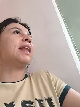 Snapshot of Daniela-rosee chatting on 9, 7, 2026 Daniela-rosee online show from 9, 7, 2026