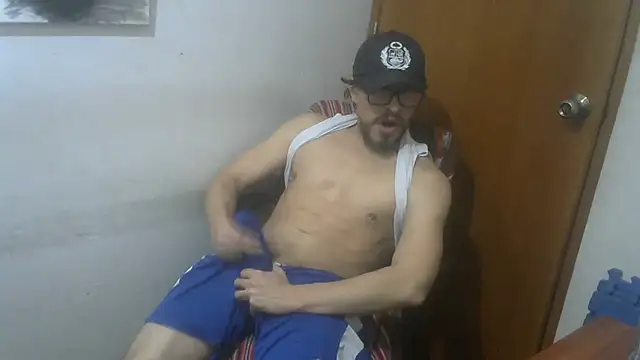 GuivernoStud online show from 10, 9, 2025