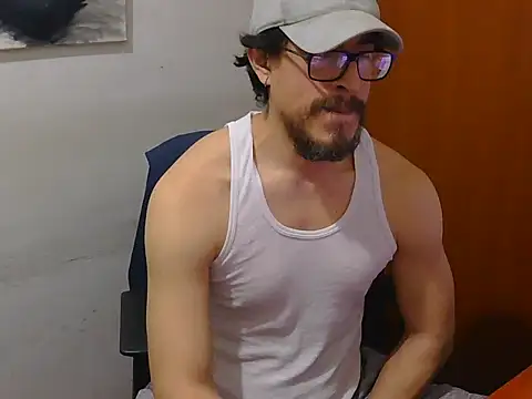 GuivernoStud online show from 16, 9, 2025