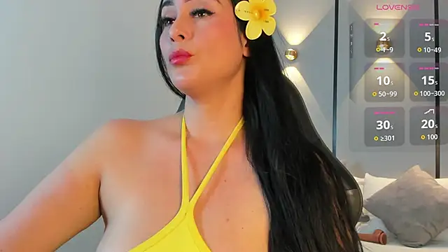 ashly moonn online show from 16, 4, 2026