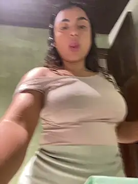 Salomeferreira  online show from 23, 10, 2025