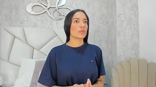 Skylerwhite02 online show from 9, 11, 2025