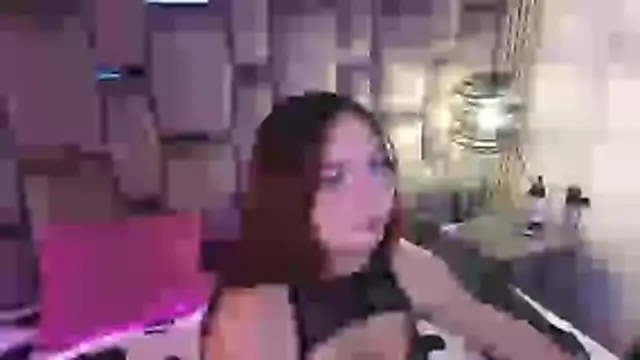 Mia2xsmith online show from 14, 12, 2025