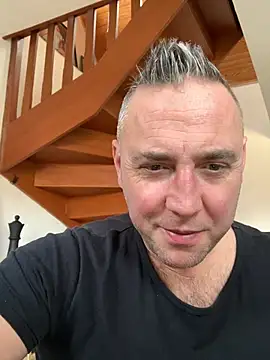 Marronglace1 online show from 17, 2, 2026