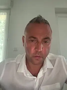 Marronglace1 online show from 5, 5, 2026
