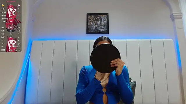 kendra lux1 online show from 7, 11, 2025