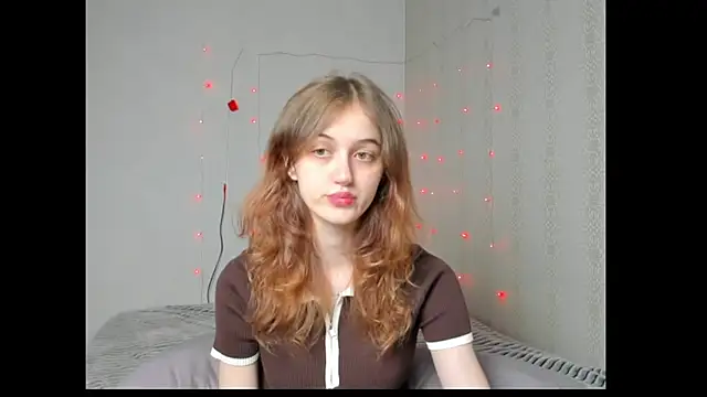 Snapshot of dreamy_pollyyy chatting on 13, 5, 2026 dreamy pollyyy online show from 13, 5, 2026