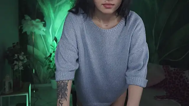 MonicaFarmer online show from 22, 4, 2026