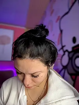 Snapshot of Megaan__More chatting on 29, 11, 2025 Megaan More online show from 29, 11, 2025