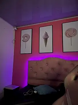 Snapshot of Megaan__More chatting on 23, 12, 2025 Megaan More online show from 23, 12, 2025