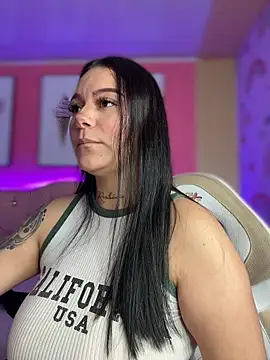 Snapshot of Megaan__More chatting on 20, 5, 2026 Megaan More online show from 20, 5, 2026