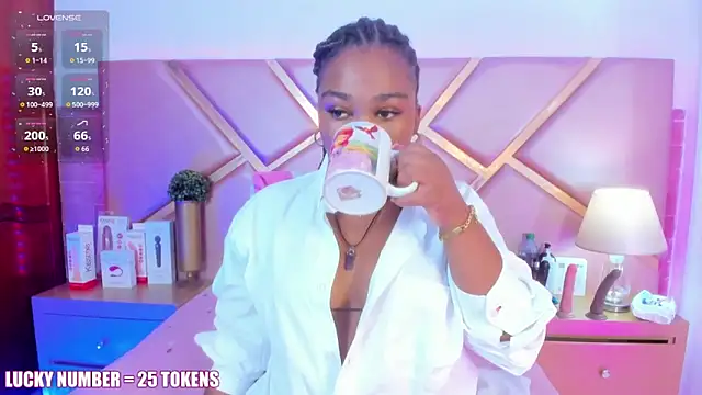 SophieSinclair online show from 7, 3, 2026