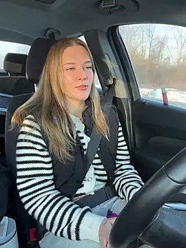 AllesandraLove online show from 17, 12, 2025