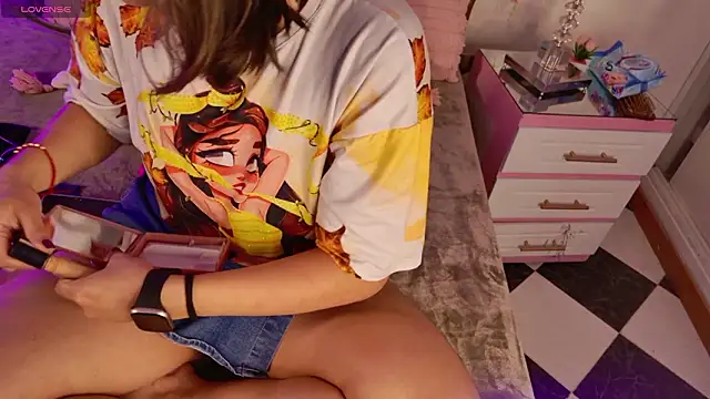 Snapshot of Lauuu2007 chatting on 17, 3, 2026 Lauuu2007 online show from 17, 3, 2026