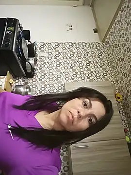 vanessa-titisM online show from 9, 11, 2025