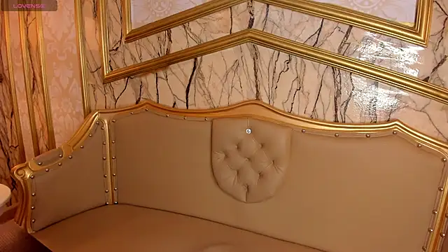 Helenstanford online show from 4, 3, 2026