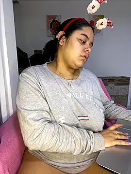 Anabelle 00  online show from 15, 12, 2025